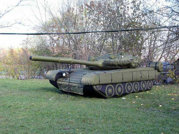香格里拉陆地军事假目标坦克